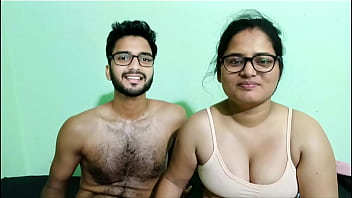 A mature college student invites his girlfriend over for a sexual encounter in their apartment